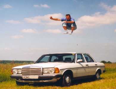 Sprung auf unserem alten Auto.